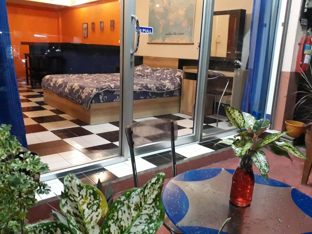 Pearl Beach Holiday Apartments チャン島 エクステリア 写真
